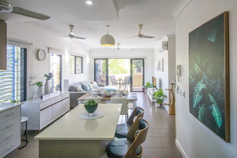 ZEN QUEST - The NOMADS PAD Near Nightcliff Markets & Sunset Foreshore - Nambucca Heads Accommodation 23