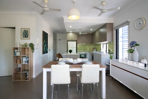 ZEN QUEST - The NOMADS PAD Near Nightcliff Markets & Sunset Foreshore - Nambucca Heads Accommodation 28