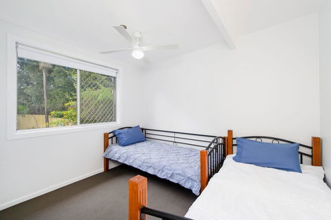 BONNY BEACH HOUSE - Holiday Accomodation With Pool - Nambucca Heads Accommodation 3