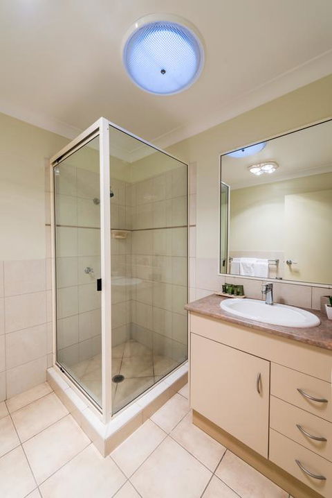 Bottletree Apartments On Bridge - Nambucca Heads Accommodation 3