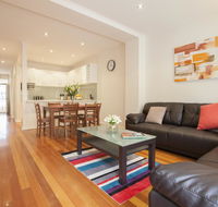 Boutique Stays - Melrose Terrace Townhouse in North Melbourne - Nambucca Heads Accommodation