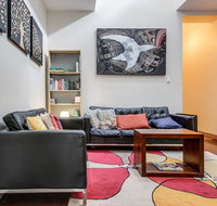 Bright and airy home tucked away in funky Newtown - Nambucca Heads Accommodation