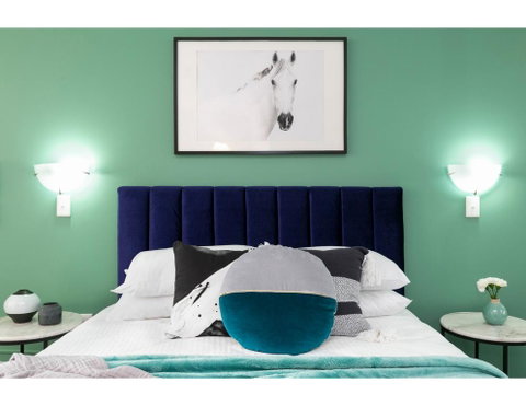 Bright, Modern Studio Steps From The Action - Nambucca Heads Accommodation 3