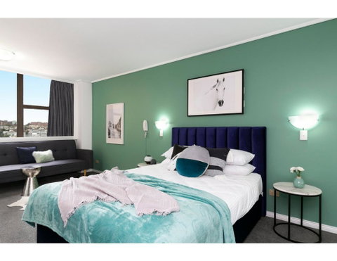 Bright, Modern Studio Steps From The Action - Nambucca Heads Accommodation 2