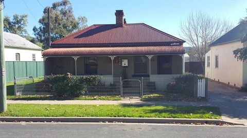 Browncoat Cottage Mudgee - Nambucca Heads Accommodation 0