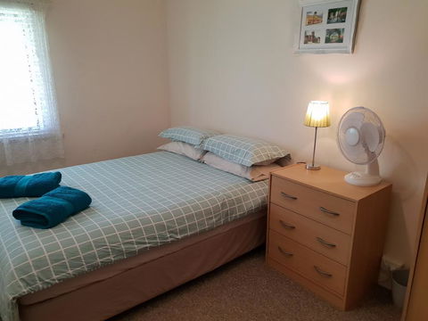 Browncoat Cottage Mudgee - Nambucca Heads Accommodation 3