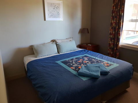 Bunbury's Most Convenient Location - Unit 2 - Nambucca Heads Accommodation 3