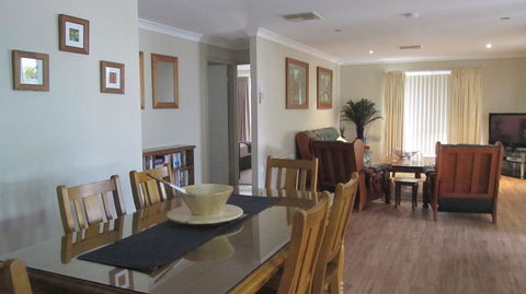 Bunya Vista Accommodation - Nambucca Heads Accommodation 2