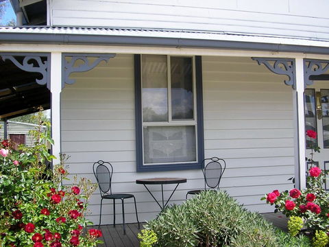 C & A's Cottage - Nambucca Heads Accommodation 2
