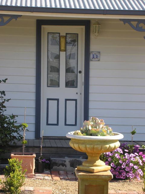 C & A's Cottage - Nambucca Heads Accommodation 3