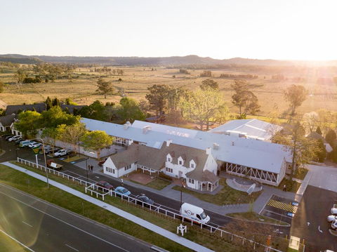 Camden Valley Inn - Nambucca Heads Accommodation 0
