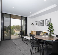 CANBERRA CHIC-hosted byL'Abode Accommodation - Nambucca Heads Accommodation