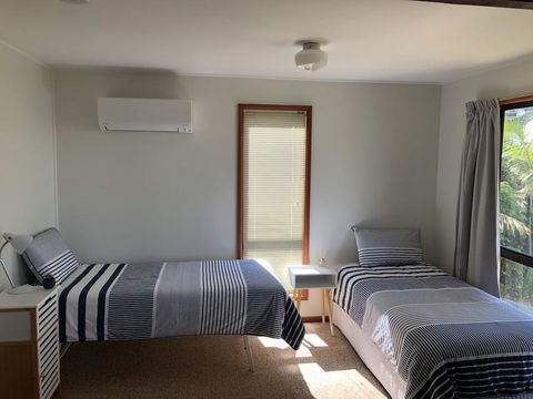 Canberra Cres 42 Burrill Lake - Nambucca Heads Accommodation 1