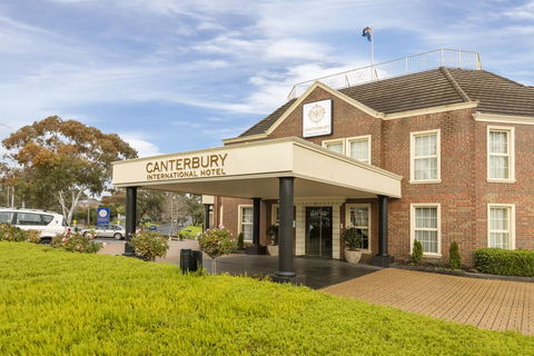 Canterbury International - Nambucca Heads Accommodation 0