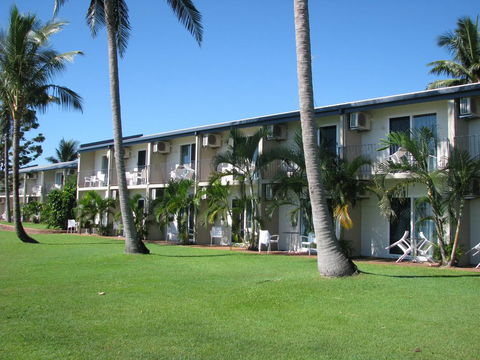 Cardwell Beachcomber Motel & Tourist Park - Nambucca Heads Accommodation 0