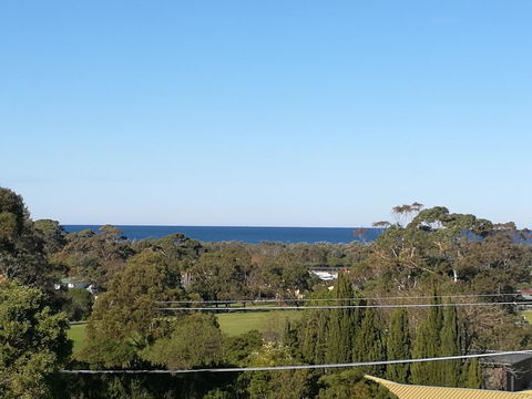 Castle Stay At Lakes Entrance - Nambucca Heads Accommodation 1