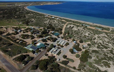 Ceduna Shelly Beach Caravan Park - Nambucca Heads Accommodation 0