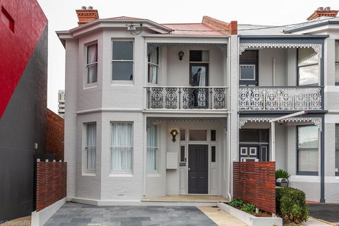 Celestial Suite - Nambucca Heads Accommodation 2