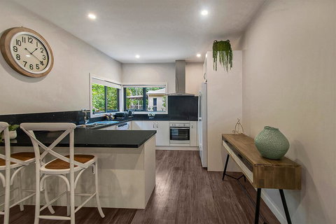 Central Views Halls Gap - Nambucca Heads Accommodation 2