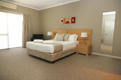 Centrepoint Apartments Griffith - Nambucca Heads Accommodation 1