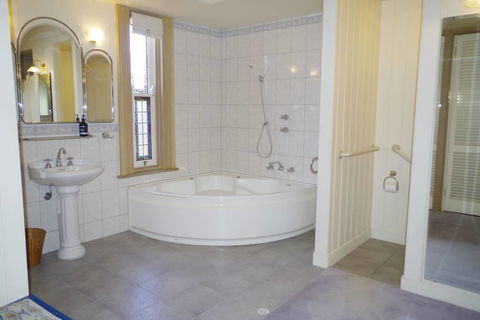 Charlottes Cottage - Nambucca Heads Accommodation 1