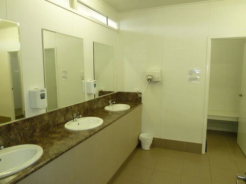 Chinchilla Tourist Park - Nambucca Heads Accommodation 2