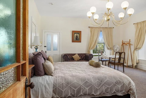 Claremont House - Nambucca Heads Accommodation 1