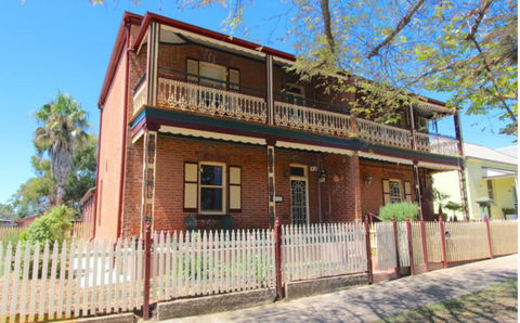 Classic Old Style House - Nambucca Heads Accommodation 0