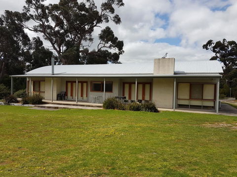 Classic Retreat - Nambucca Heads Accommodation 0
