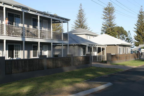 Clearwater Motel Apartments - Nambucca Heads Accommodation 0