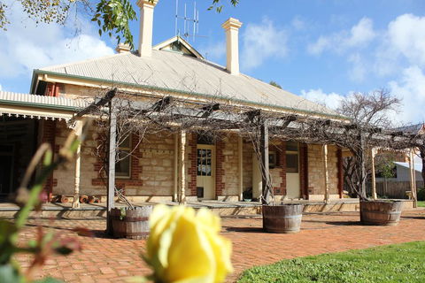 Cockburn House - Nambucca Heads Accommodation 1
