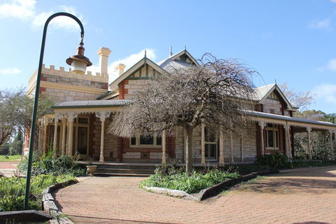 Cockburn House - Nambucca Heads Accommodation 0