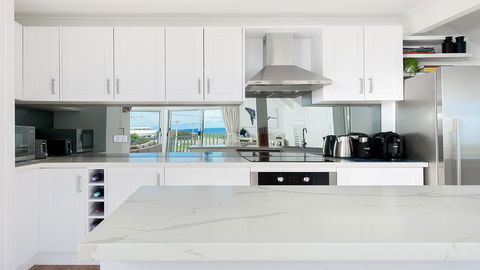 Combined Kingsley Beach House - Nambucca Heads Accommodation 1