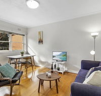 Comfy one-bedroom unit between city and airport - Nambucca Heads Accommodation