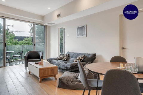 Convenient Apartment - 1 Min Walk To Train - Nambucca Heads Accommodation 2