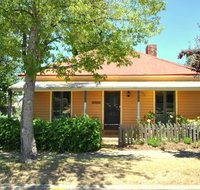 Cooma Cottage - Nambucca Heads Accommodation