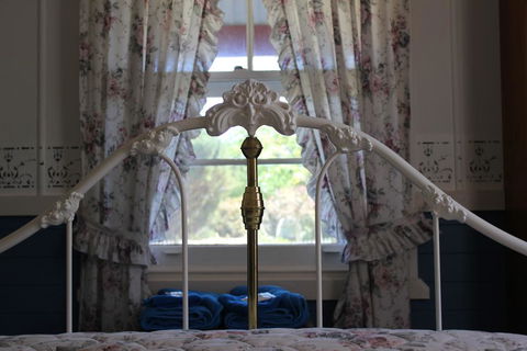 Coonawarra's Pyrus Cottage - Nambucca Heads Accommodation 2