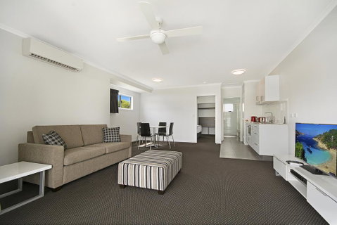 Cooroy Luxury Motel Apartments - Nambucca Heads Accommodation 0