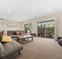 Cootamundra - Nambucca Heads Accommodation