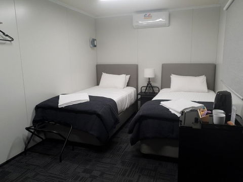 Cornwall House Accommodation - Nambucca Heads Accommodation 1