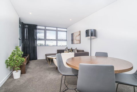 Corporate Travel 1bed 1study Room Apt At Chatswood - Nambucca Heads Accommodation 1