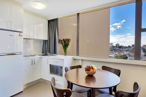Cosmopolitan Apartment At College St - Nambucca Heads Accommodation 0