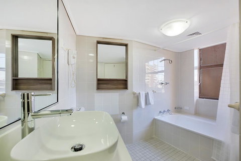 Cosmopolitan Apartment At College St - Nambucca Heads Accommodation 3