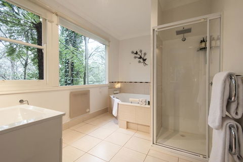 Cottage In The Forest - Nambucca Heads Accommodation 1