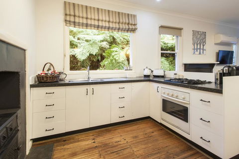 Cottage In The Forest - Nambucca Heads Accommodation 3