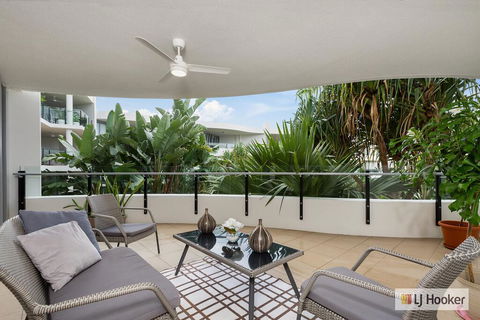 COTTON BEACH 85 - PRIVATE Mid Floor APARTMENT - Nambucca Heads Accommodation 1