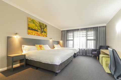 Cowra Services Club Motel - Nambucca Heads Accommodation 2