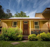 Creek Cottage - Nambucca Heads Accommodation