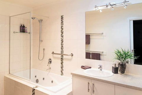Creekside Apartment - Nambucca Heads Accommodation 2