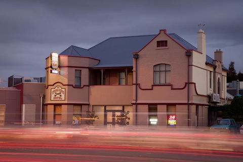 Cross Keys Hotel - Nambucca Heads Accommodation 1
